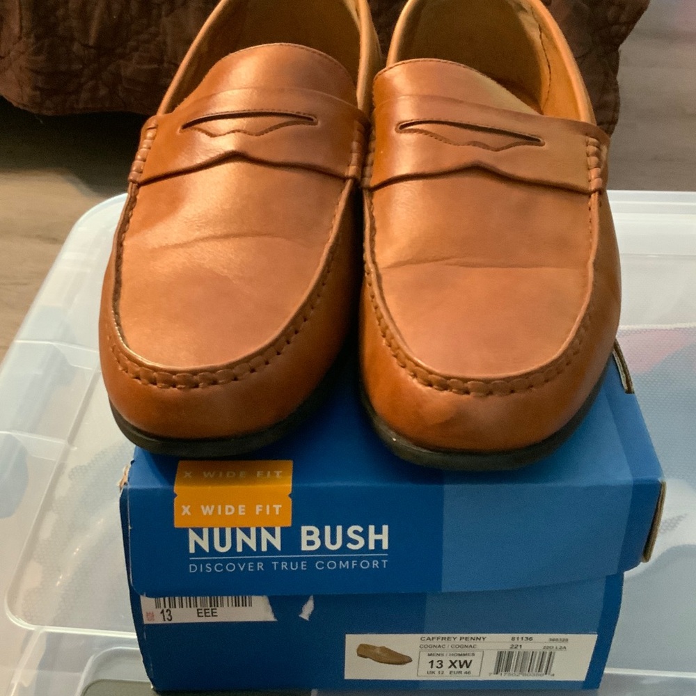 Nunn Bush Men's Tan Penny Loafers